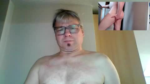 Snapshot of rainer70iger2 chatting on 01.11.25 Rainer online show from 01.11.25