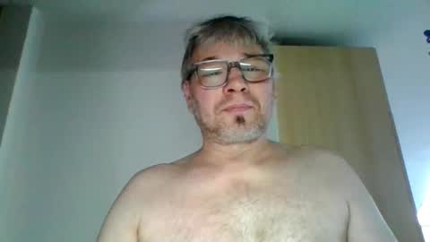 Snapshot of rainer70iger2 chatting on 02.12.25 Rainer online show from 02.12.25