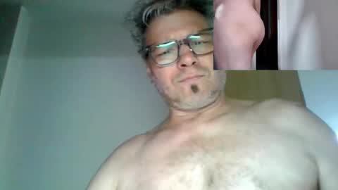 Snapshot of rainer70iger2 chatting on 03.10.25 Rainer online show from 03.10.25