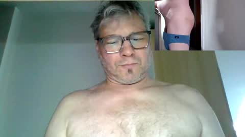 Snapshot of rainer70iger2 chatting on 03.12.25 Rainer online show from 03.12.25