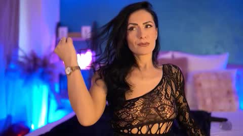 RaisaVawn online show from 02.09.26