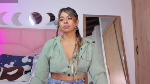 Snapshot of rajjnar_nina chatting on 04.19.26 Nina online show from 04.19.26