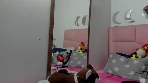 Snapshot of rajjnar_nina chatting on 05.20.26 Nina online show from 05.20.26