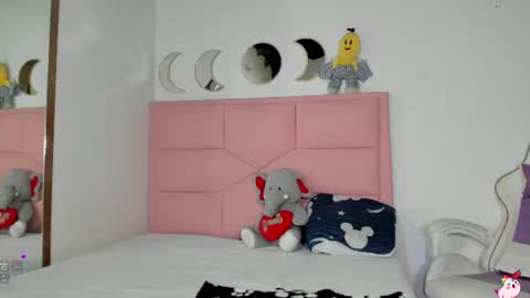 Snapshot of rajjnar_nina chatting on 07.17.26 Nina online show from 07.17.26