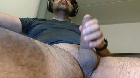 Snapshot of ramblmn chatting on 12.31.24 ramblmn online show from 12.31.24