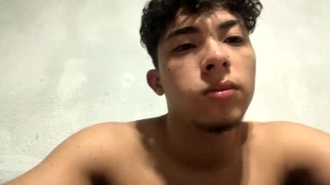 Snapshot of ramiroo2312 chatting on 02.24.25 ramiroo2312 online show from 02.24.25