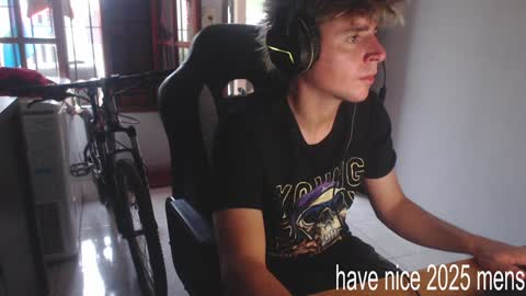 Ramiro online show from 12.31.24