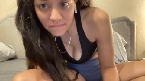 RamonaJ online show from 10.06.25