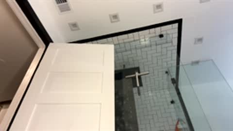    RAMONA Q   online show from 11.26.25