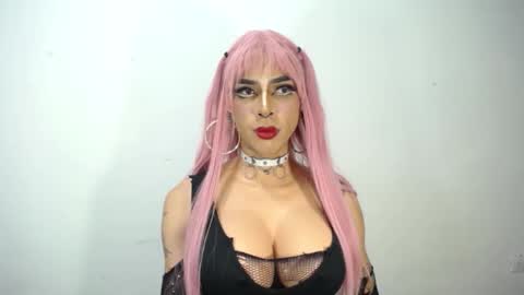 Snapshot of ramonasmit chatting on 09.27.25 RamonaSmit online show from 09.27.25