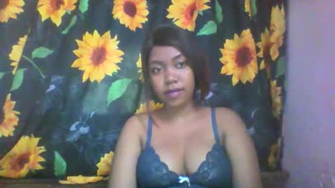 Snapshot of ranah23 chatting on 05.17.26 ranah23 online show from 05.17.26