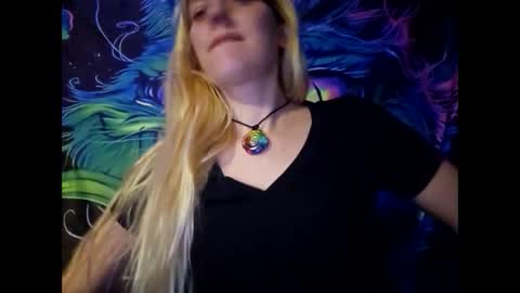 Snapshot of randcandy77 chatting on 02.16.25 Randcandy77 online show from 02.16.25