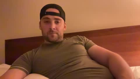 Snapshot of randomdude5950 chatting on 09.22.25 randomdude5950 online show from 09.22.25