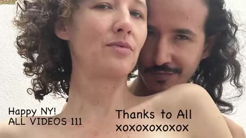 Snapshot of randomshuffle chatting on 01.01.25 MR DJ Randomshuffle friends playing with sexual energy live - OMG we are back online show from 01.01.25