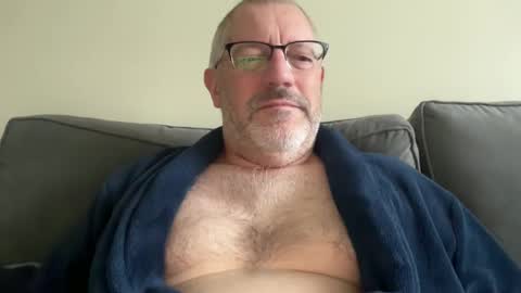 Snapshot of randyboyandy chatting on 11.04.25 randyboyandy online show from 11.04.25