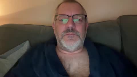 Snapshot of randyboyandy chatting on 11.28.25 randyboyandy online show from 11.28.25