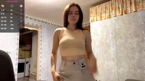 Lia online show from 10.19.25