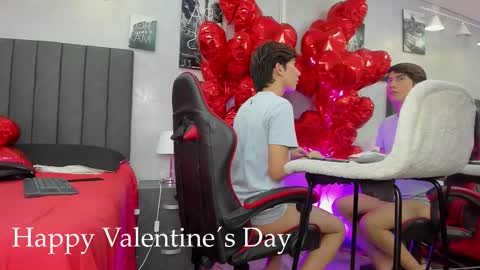 Snapshot of raphael_nyon chatting on 02.15.26 Raphael Nyon online show from 02.15.26