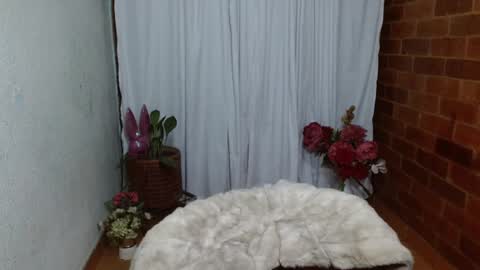 Snapshot of raquel_gh chatting on 12.15.24 Raquel online show from 12.15.24