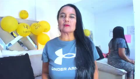 Raquel Moore  online show from 12.17.25