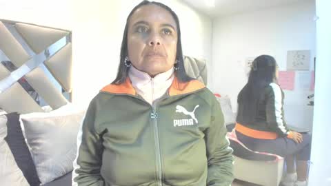 Raquel Moore  online show from 02.27.26