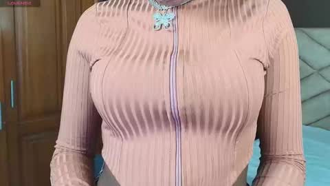 Raquel online show from 09.09.25