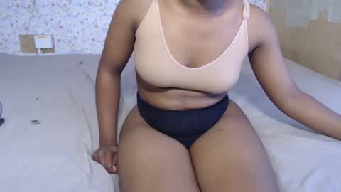 rarepetite online show from 12.15.25