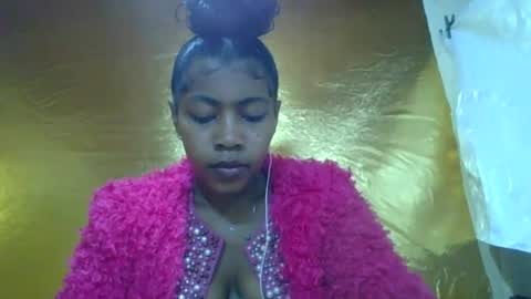 Snapshot of rasoaa chatting on 06.24.26 Rasoaa online show from 06.24.26