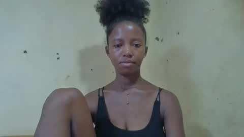 Snapshot of rasoanirinaa chatting on 02.25.26 rasoanirinaa online show from 02.25.26