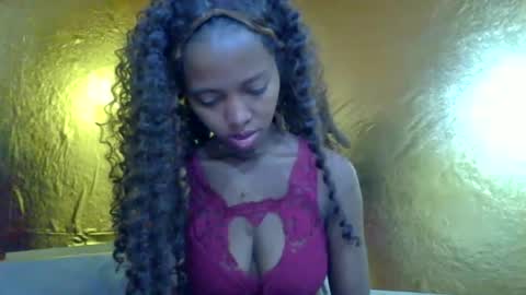 Snapshot of rasoanirinaa chatting on 06.22.26 rasoanirinaa online show from 06.22.26