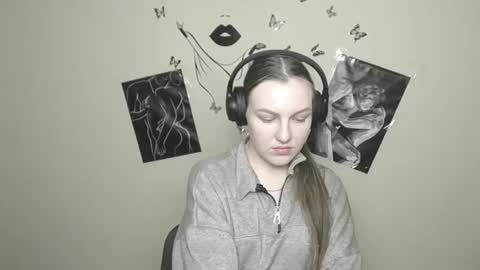 raspberry0101 online show from 01.18.25