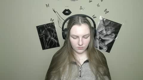 raspberry0101 online show from 01.18.25