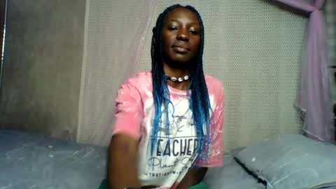 Snapshot of rasta_berry chatting on 07.25.26 rasta online show from 07.25.26