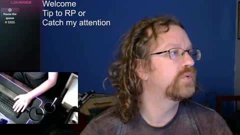 Snapshot of rathie chatting on 09.23.25 rathie online show from 09.23.25