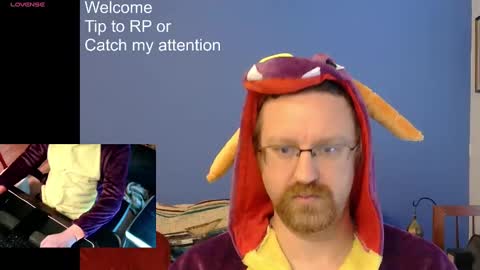 Snapshot of rathie chatting on 09.25.25 rathie online show from 09.25.25