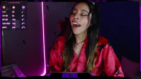 Snapshot of rav3nx_ chatting on 12.18.24 online show from 12.18.24