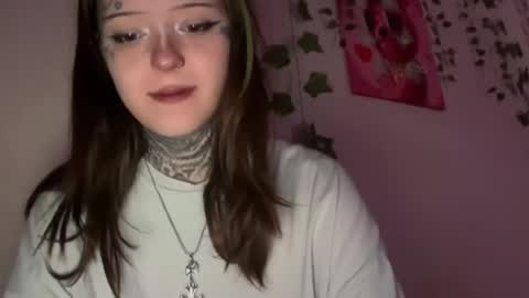 Snapshot of raven_armor chatting on 06.04.26 raven_armor online show from 06.04.26