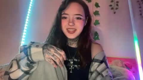 Snapshot of raven_armor chatting on 06.29.26 raven_armor online show from 06.29.26