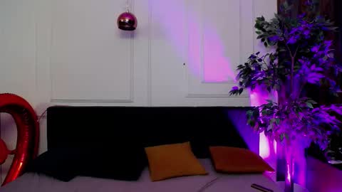 Snapshot of raven_foxxy chatting on 02.28.26 Raven Foxxy online show from 02.28.26