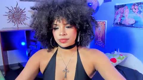 Snapshot of raven_luv chatting on 06.15.26 raven online show from 06.15.26