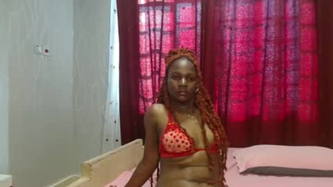 Snapshot of raven_luxe chatting on 04.03.26 Raven online show from 04.03.26
