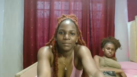 Snapshot of raven_luxe chatting on 04.06.26 Raven online show from 04.06.26