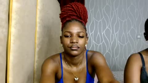 Snapshot of raven_luxe chatting on 06.15.26 Raven online show from 06.15.26