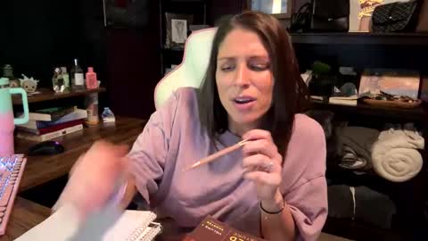 raven_ravish online show from 03.10.25