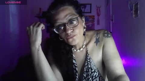 Snapshot of ravenandsin chatting on 01.22.25 Raven online show from 01.22.25