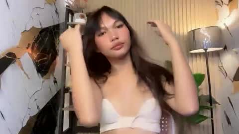Snapshot of ravenblissx chatting on 05.18.26 ravenblissx online show from 05.18.26