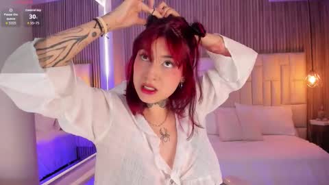 Snapshot of ravenn21 chatting on 02.26.26 Raven online show from 02.26.26