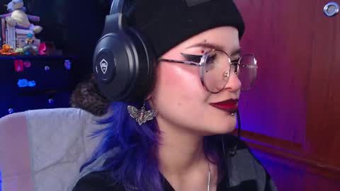 Snapshot of raventh_ chatting on 10.04.25 raventh_ online show from 10.04.25