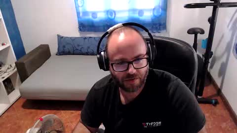 ravingr3d3 online show from 09.28.25