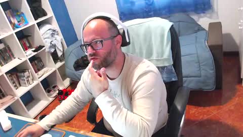 ravingr3d3 online show from 05.13.26